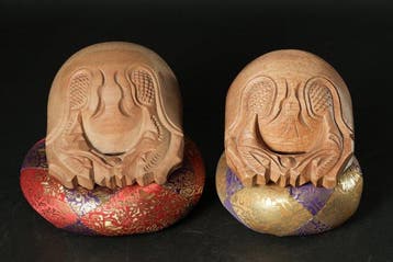 Boeddhistische objecten - Houten tempeldrums (Mokugyo) met, Antiek en Kunst