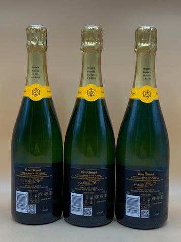 Veuve Clicquot - Champagne Brut - 3 Bouteilles (0,75 L)