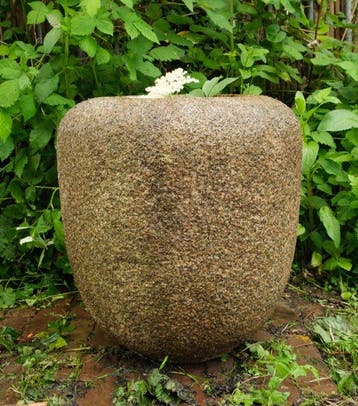 Waterbekken van het natsume-type. - Graniet - Japan - Meiji