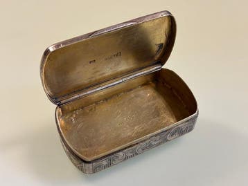Tabaksdoos - .875 (84 Zolotniki) zilver - Moskou Rusland