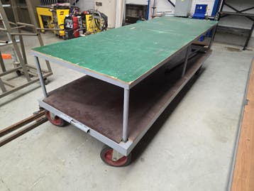 Verrijdbare zware tafel NN, Nieuw