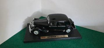 Maisto 1:18 - Voiture miniature - Citroen 15CV 6 Cyl 1938, Nieuw
