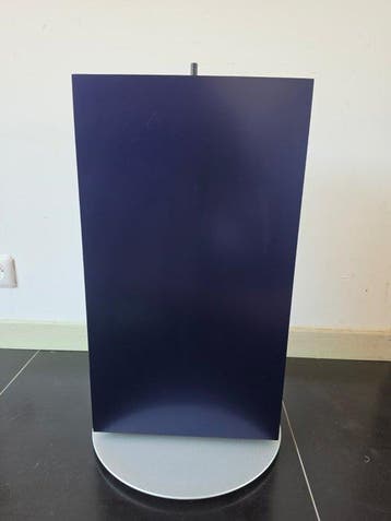 Bang & Olufsen - Stand Audiocomponent