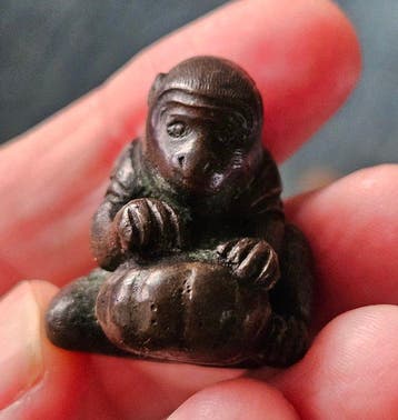 Singe en bronze rare avec une citrouille - Bronze - Japon -