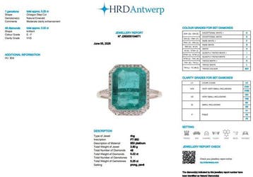 Ring Platina - 5.47ct. tw. Smaragd - Diamant -, Nieuw