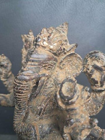 Ganesha in brons die danst op zijn vahana (rat) - Indonesië, Antiek en Kunst, Kunst | Niet-Westerse kunst