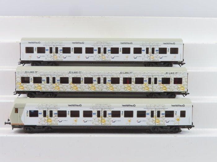 Märklin H0 - 4389 - Ensemble de wagons de passagers pour, Hobby & Loisirs créatifs, Trains miniatures | HO