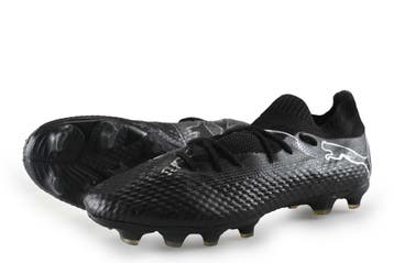 Puma Voetbalschoenen in maat 45 Zwart, Kleding | Heren, Schoenen, Puma, Verzenden, Zwart, Zo goed als nieuw