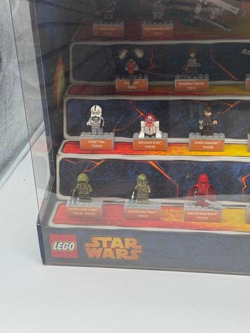 Lego Winkel display - Super Rare Figure Display Case 2014,