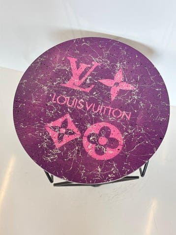 Rob VanMore - Tea-Time by LV Table - ø40cm
