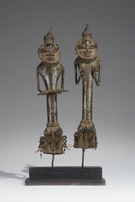 Een bronzen beeldhouwwerk - Ogoni - Nigeria, Antiek en Kunst, Kunst | Niet-Westerse kunst