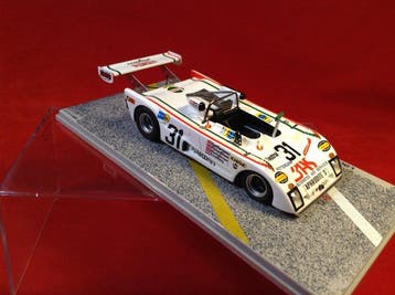 Bizarre 1:43 - Voiture de course miniature - ref. #BZ160
