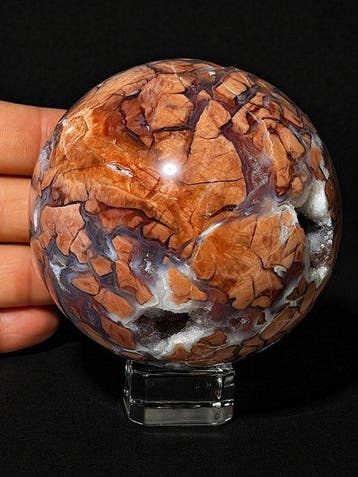Sphère d’agate coton-barbe à papa avec druses scintillantes