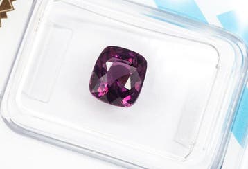 Spinel - 2.06 ct - International Gemological Institute (IGI), Handtassen en Accessoires, Nieuw
