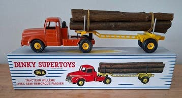 Dinky Toys - Petite citadine miniature (2) - 2 Dinky Toys