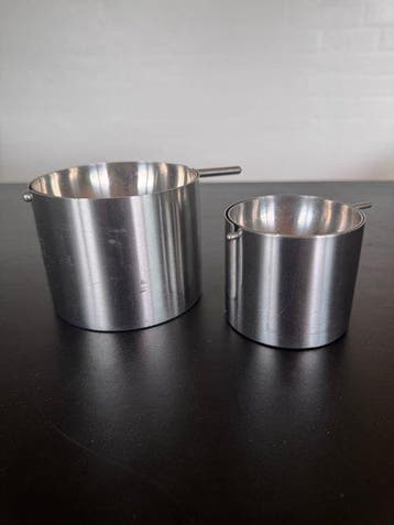Arne Jacobsen - Asbak (2) - Staal - Cylinda Line