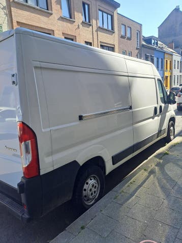 Déménagement, location de camionnette, 0489 37 77 05