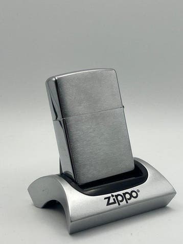 Zippo, No Reserve Price - Spider & Web Graphic Laser Motif