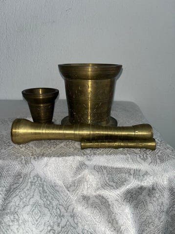 Mortier et pilon (4) - Laiton