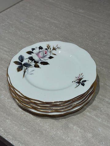 Royal Albert - Schotel (6) - queens messenger -