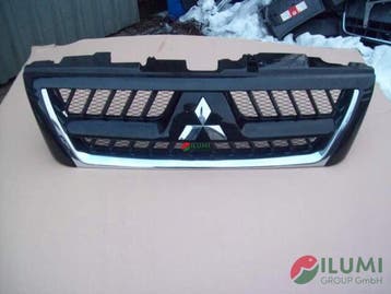 Grill MITSUBISHI Pajero 2004-2006, Verzenden, Gebruikt
