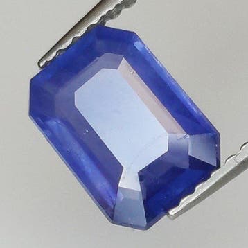 1 pcs Bleu Saphir - 1.67 ct - Antwerp Laboratory for