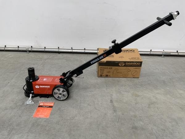 Veiling - Daewoo garagekrik 50 ton pneumatisch-hydraulisch, Autos : Divers, Prises