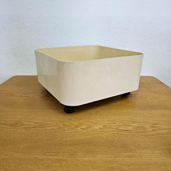Kartell - Anna Castelli Ferrieri - Vaas - 4682 - Plastic, Antiek en Kunst, Antiek | Meubels | Stoelen en Sofa's