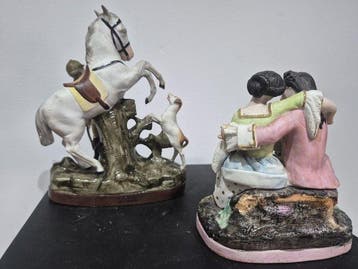 Figuur - Pareja de figuras de porcelana biscuit alemana