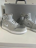 Nike - Air Jordan 1 High - Sneakers - Maat: EU 43 - Nieuw