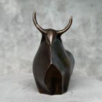 sculptuur, NO RESERVE PRICE - Sculpture of an abstract bull