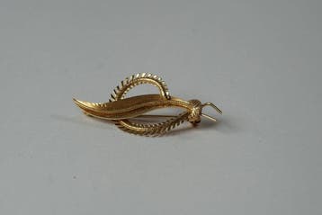 Broche - 18 karaat Geel goud - vintage S&F 4,7 gram, Handtassen en Accessoires, Antieke sieraden