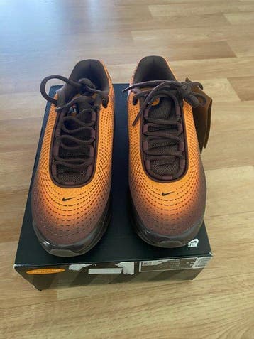 Nike - Veterschoenen - Maat: EU 38.5, Nieuw