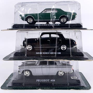 1:43 - Modelauto (3) - 3 official collectible models -, Nieuw