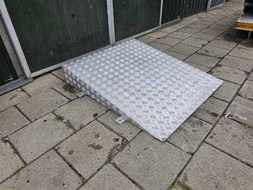 Oprijplaat voor koel- en vriescel 90 x 104 x 16 cm, Gebruikt, Koelen en Vriezen
