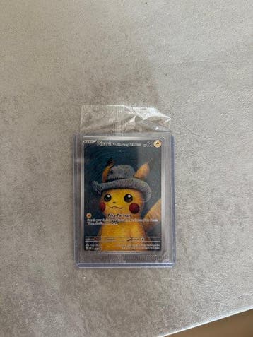 Pokémon - 1 Card - Pikachu, Pikachu with Grey Felt Hat -, Hobby en Vrije tijd, Nieuw