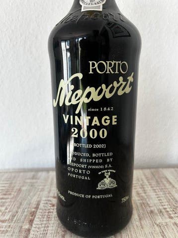 2000 Niepoort - Vintage Port - Embouteillé en 2002 - Douro -