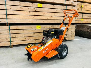 Veiling - RTE stronkenfrees benzine 420cc 2025