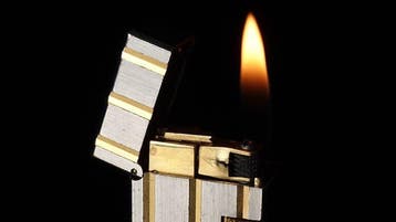 Dunill - Two-Tone Vertical Lines Pattern Rollagas Lighter -, Nieuw