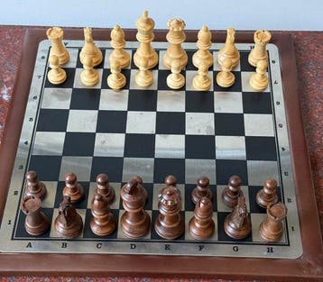 Jeu déchecs - Bois