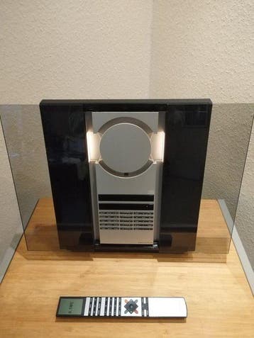 Bang & Olufsen Bang & Olufsen - BeoSound 3000 MK 2 et Beo 4