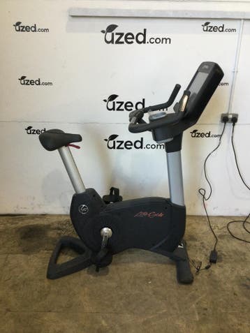 Life Fitness 95C Elevation Upright Bike Discover SE3 - Black, Ophalen of Verzenden, Gebruikt, Benen