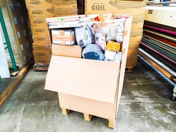 Pallet Postpakketten 140 kg, Nieuw