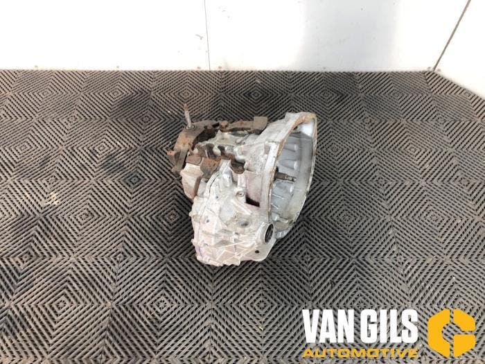 Versnellingsbak Opel Vivaro O333702, Autos : Pièces & Accessoires, Moteurs & Accessoires