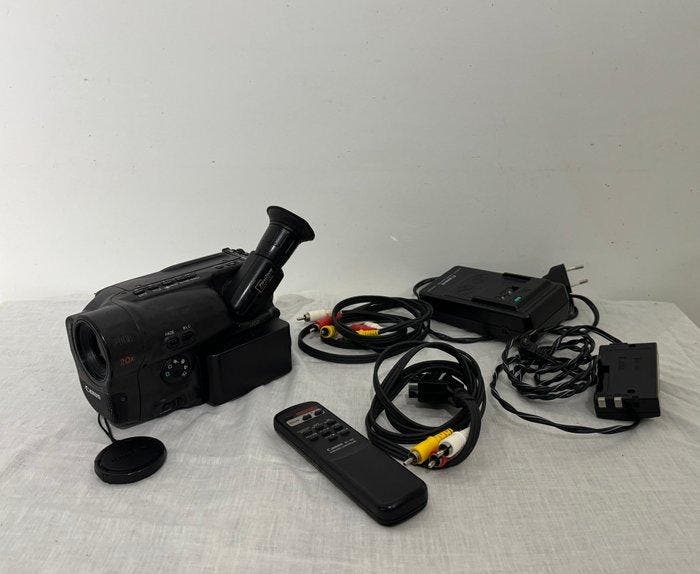 Canon UC8Hi & Accessoires Analoge videocamera, Collections, Appareils photo & Matériel cinématographique