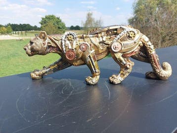 Beeld, panter steam punk - 21 cm - Keramiek