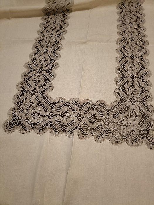 Tafelkleed (26) - 270 cm - 154 cm - tafelkleed met kant, Antiquités & Art, Tapis & Textile
