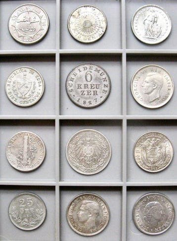 Monde. 12 Different Silver Coins 1827-1970 | International