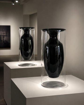 Vaas (2) - Glas - Sculpturaal design