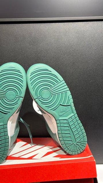 Nike - Platte schoenen - Maat: EU 42 - Nieuw in doos, Kleding | Heren, Nieuw